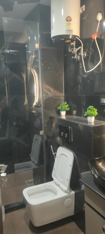 Master Bedroom in Studio Builder Floor at Sector 38 – for Rent