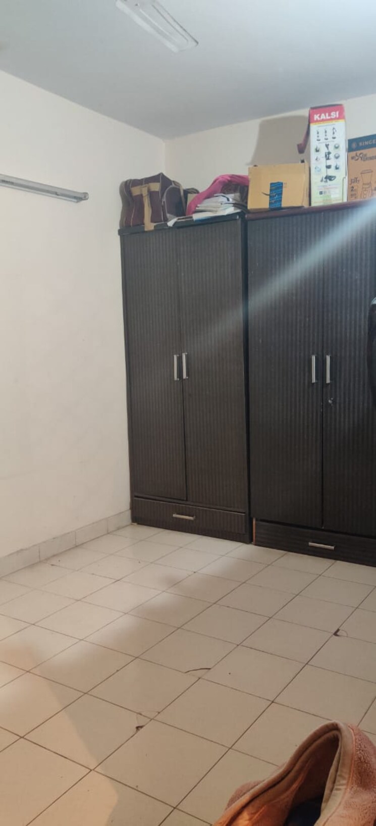 Room, lajpat nagar 4 2 Bedroom 100 Sq.Yd. Builder Floor In Lajpat Nagar 4 Delhi 8904000