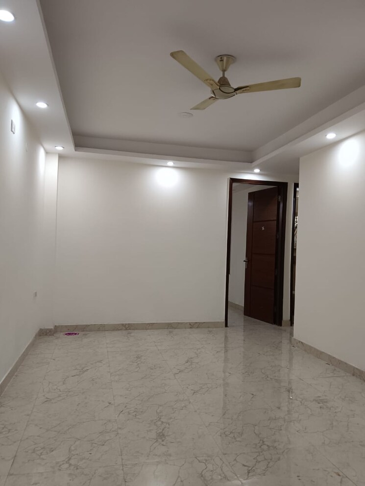 Room, saket 3 Bedroom 1300 Sq.Ft. Builder Floor In Saket Delhi 8904012