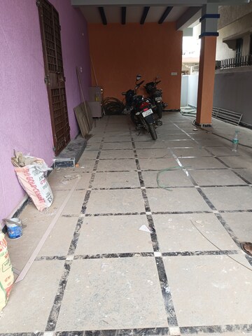 Parking in 5 BHK Independent House at Kismatpur – for Sale