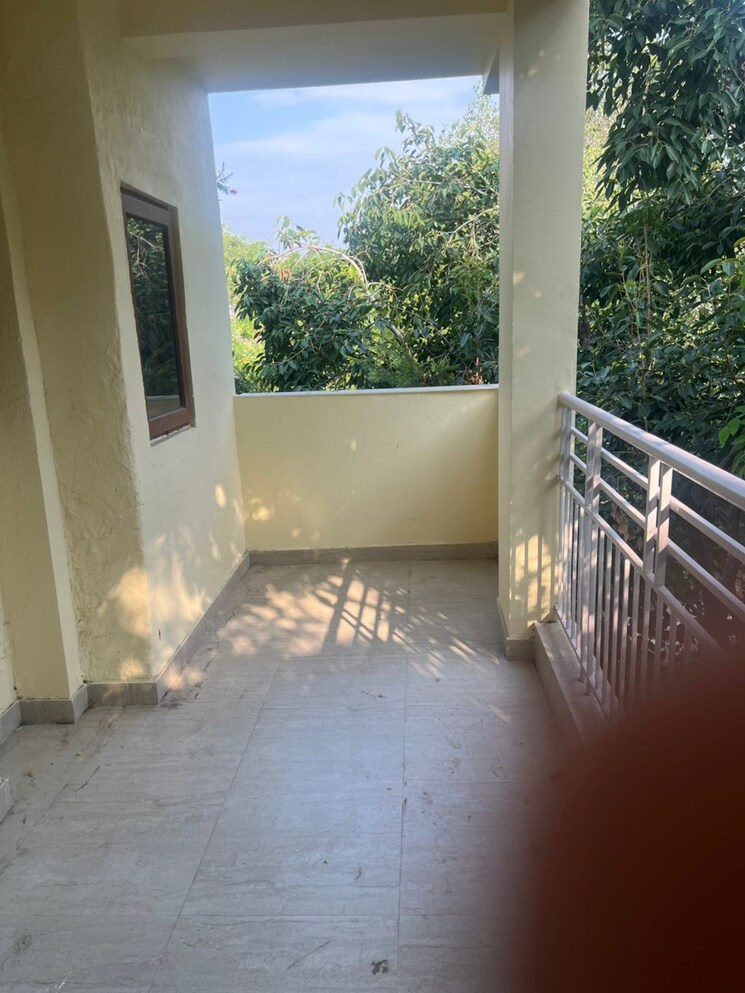 Balcony, vasant kunj 3 Bedroom 1800 Sq.Ft. Apartment In Vasant Kunj Delhi 8904099