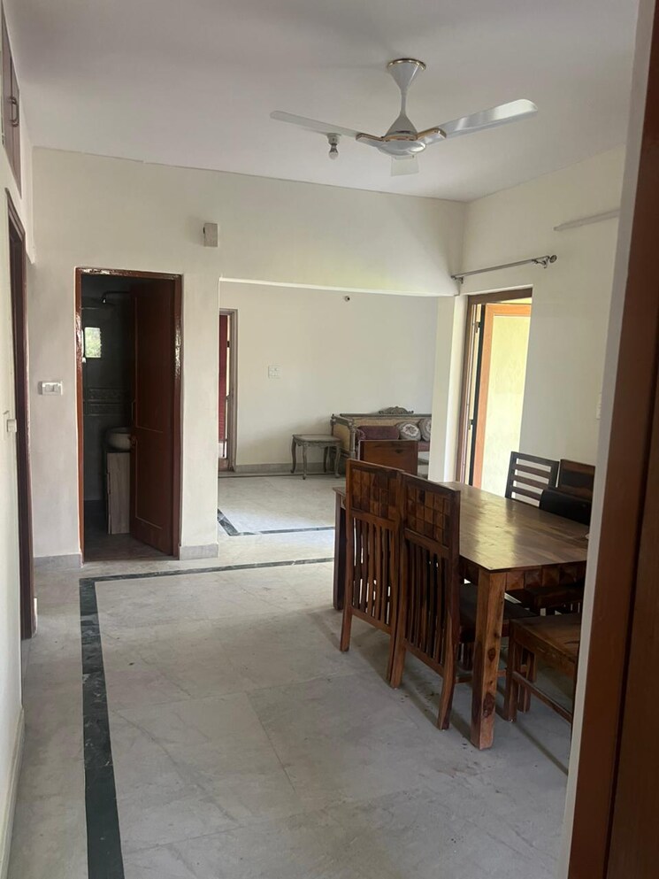 Living Room, vasant kunj 3 Bedroom 1800 Sq.Ft. Apartment In Vasant Kunj Delhi 8904099