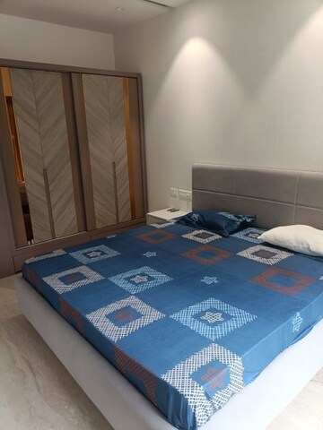 Bedroom in 3 BHK Apartment at Acropolis CHS, Vile Parle West – for Rent