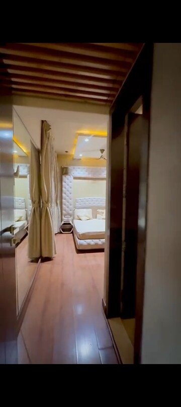 Building Lobby in 5 BHK Apartment at Dosti Group Imperia, Manpada – for Sale