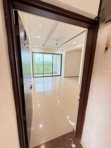 Room in 2 BHK Apartment at Chandkheda – for Rent