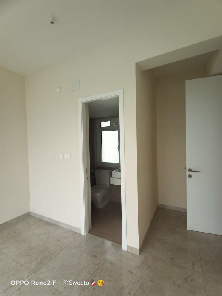 Room, tata-serein 1 Bedroom 446 Sq.Ft. Apartment In Pokhran Road No Two Thane 8904070