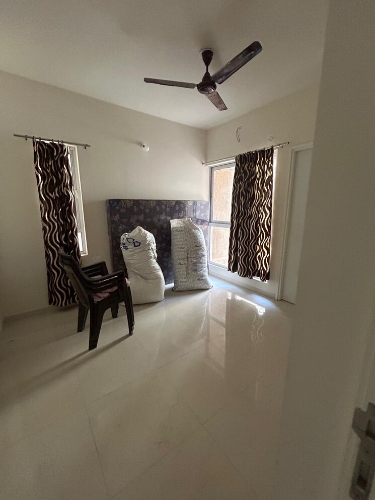 Living Room, godrej-green-cove 3 Bedroom 815 Sq.Ft. Apartment In Mahalunge Pune 8904090