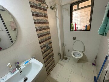 Bathroom in 2 BHK Apartment at Group Seven Rushi Heights, Goregaon East – for Sale