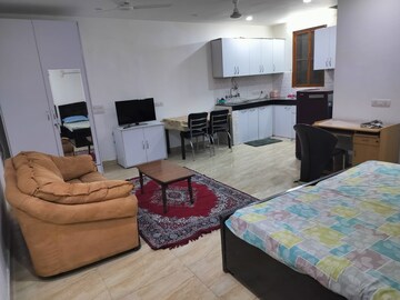 Bedroom in 1 RK Builder Floor at Defence Colony – for Rent