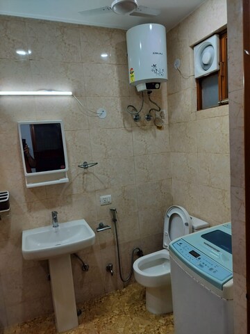 Bathroom in 1 RK Builder Floor at Defence Colony – for Rent