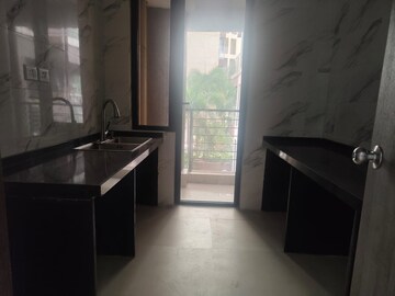 Room in 2 BHK Apartment at Risland The Icon Phase 1, Dhokali – for Rent
