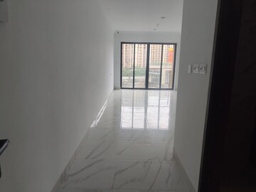 Room in 2 BHK Apartment at Risland The Icon Phase 1, Dhokali – for Rent
