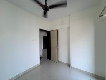 2 BHK Apartment For Rent in Ashar Metro Towers, Vartak Nagar