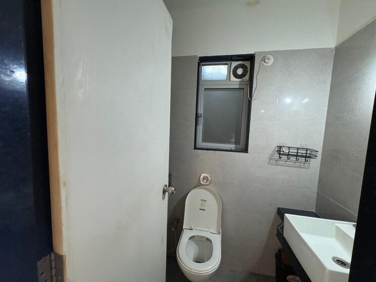 undefined, ashar-metro-towers 2 Bedroom 672 Sq.Ft. Apartment In Vartak Nagar Thane 8904150