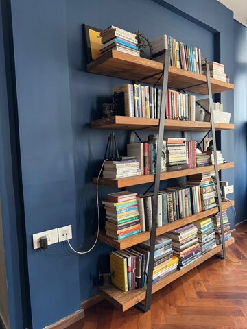 Room in 3 BHK Apartment at Omkar 1973, Worli – for Rent