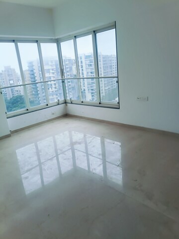 Room in 3 BHK Apartment at Bharat Juhu Vistas, Juhu – for Sale