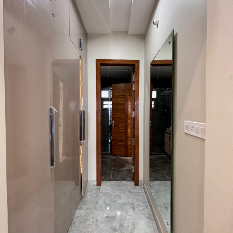 undefined, sector 76 4 Bedroom 250 Sq.Yd. Builder Floor In Sector 76 Faridabad 8904266