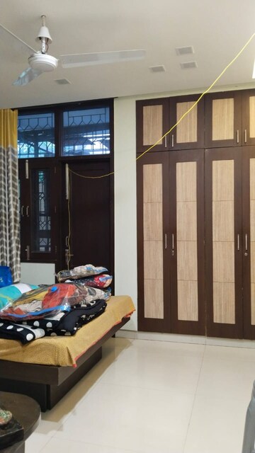 Bedroom in 3 BHK Builder Floor at Safdarjung Enclave – for Rent