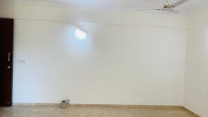 Room in 2 BHK Apartment at Hiranandani Meadows, Manpada – for Sale