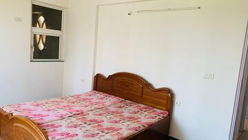 Bedroom in 2 BHK Apartment at Hiranandani Meadows, Manpada – for Sale