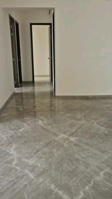 Room in 3 BHK Apartment at Vijay Orovia, Ghodbunder Road – for Rent