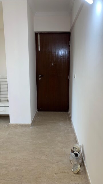 Building Lobby in 2 BHK Apartment at Hiranandani Meadows, Manpada – for Sale