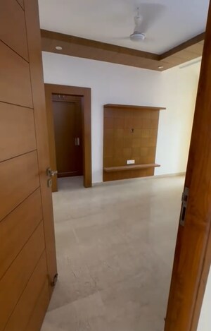  Plot For Sale in Jaypee Kensington Park Plot Ph II, Sector 133