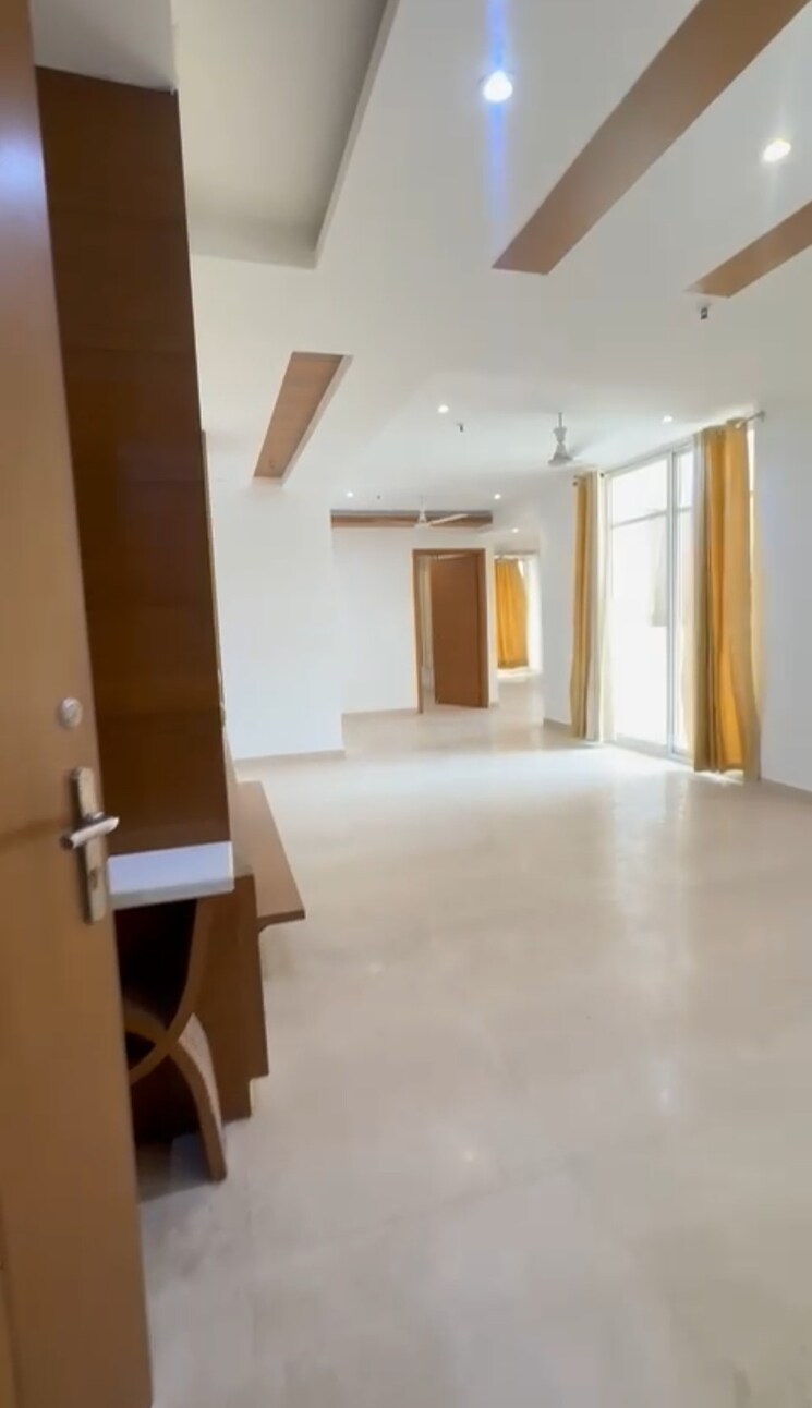 Exterior View, jaypee-kensington-park-plot-ph-ii  209 Sq.Yd. Plot In Sector 133 Noida 8904349