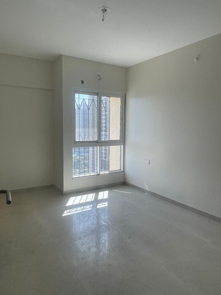 Room, dosti-west-county-phase-4-dosti-pine 2 Bedroom 695 Sq.Ft. Apartment In Balkum Pada Thane 8904339