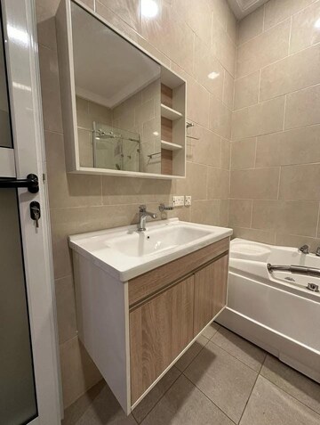 Kitchen in 2 BHK Builder Floor at Sector 31 – for Rent