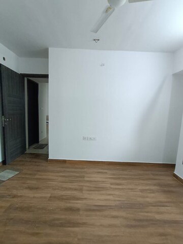 Room in 2 BHK Apartment at Empire Square, Chinchwad – for Rent