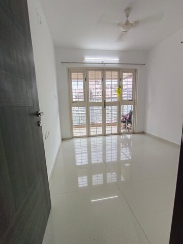 Room in 2 BHK Apartment at Empire Square, Chinchwad – for Rent
