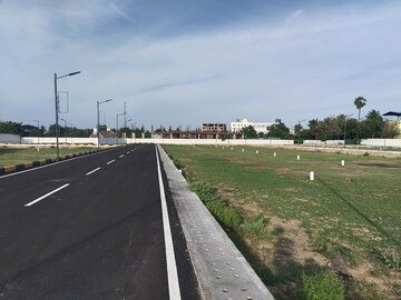  Plot For Sale in Kelambakkam