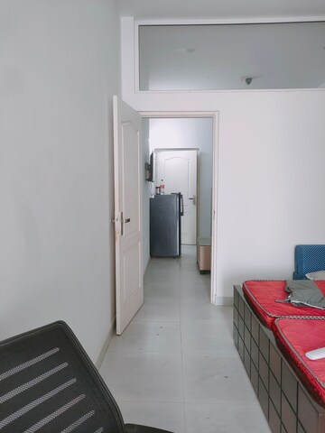 Room in 1 BHK Apartment at Sarvottam Nx One, Tech Zone 4 Greater Noida – for Rent