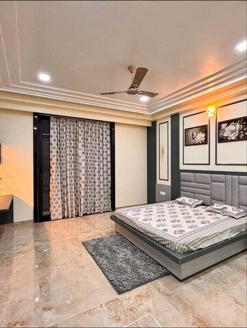 Bedroom in 3 BHK Builder Floor at Sector 28 – for Rent