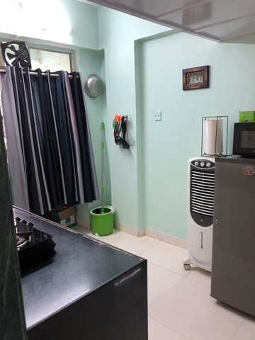 Master Bedroom in 1 BHK Apartment at Gurukripa Apartment Worli, Worli – for Rent