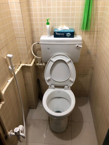 Bathroom in 1 BHK Apartment at Gurukripa Apartment Worli, Worli – for Rent