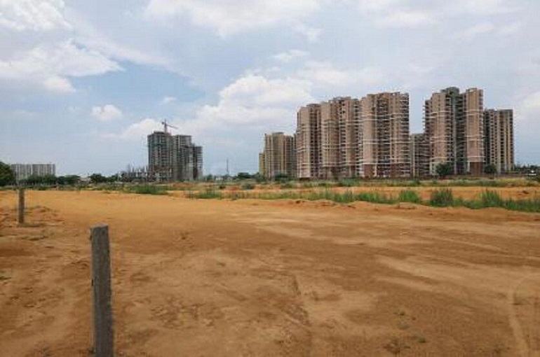 Plot For Sale in Sector 45