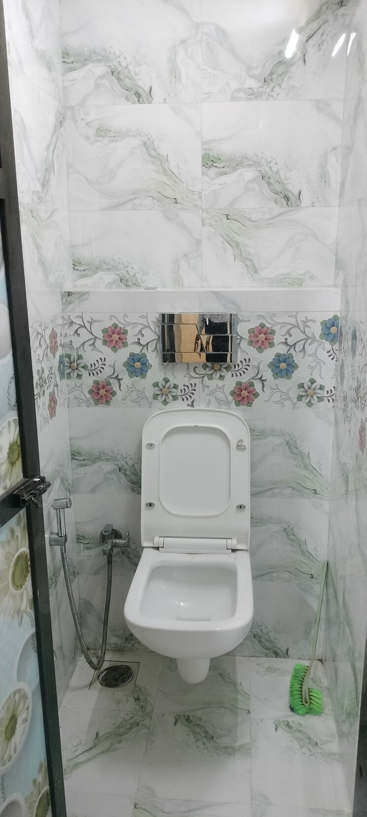 Bathroom, prabhadevi-chs 1 Bedroom 320 Sq.Ft. Apartment In Prabhadevi Mumbai 8904455