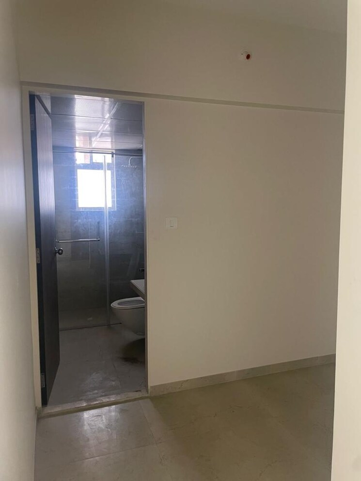 Room, dosti-west-county-phase-4-dosti-pine 2 Bedroom 695 Sq.Ft. Apartment In Balkum Pada Thane 8904444