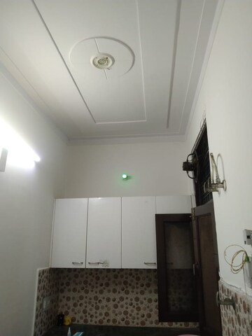 Kitchen in 1.5 BHK Builder Floor at Eros Rosewood City, Sector 49 – for Rent