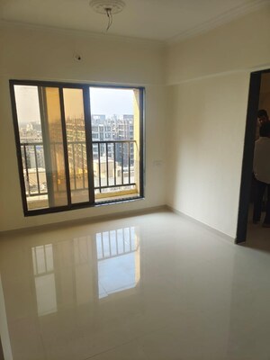 Room in 1 BHK Apartment at DGS Sheetal Deep, Nalasopara West – for Sale