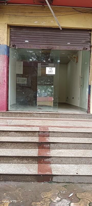  Office Space – Exterior View View at Vardhman Star Shop Mall, Sector 19 - for Rent