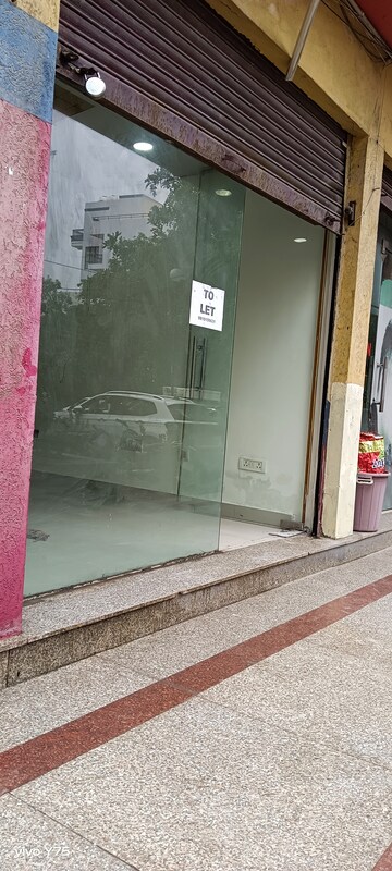 Building Lobby in  Office Space at Vardhman Star Shop Mall, Sector 19 – for Rent