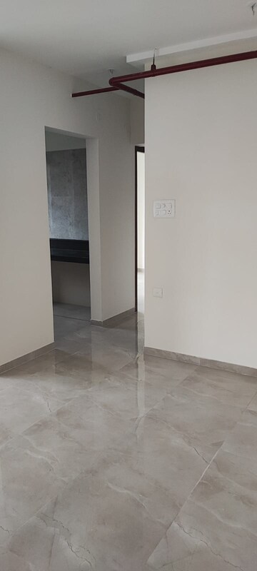 Room in 2 BHK Apartment at Sheth Irene, Malad West – for Rent