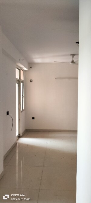 Furnished Amenities in 3 BHK Apartment at M R Platinum 321, Raj Nagar Extension – for Sale