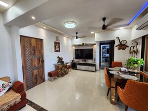 2 BHK Apartment For Sale in Royal Oasis, Malad West