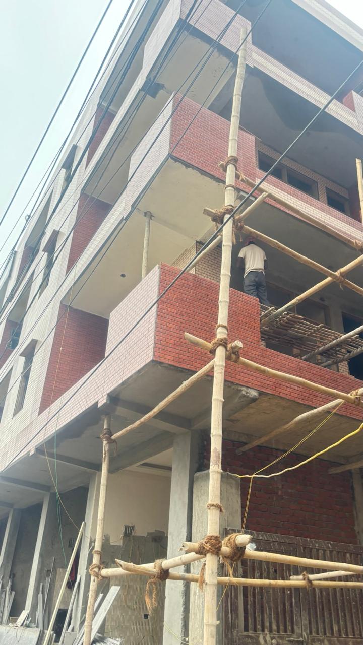 3 BHK + Servant Room Builder Floor For Sale in Dlf Ankur Vihar