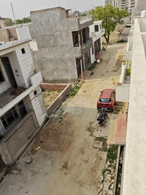 3 BHK Independent House – Exterior View View at Chinhat - for Sale