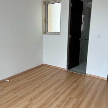 Attached Bathroom in 2 BHK Apartment at Aurum Q Islands, Ghansoli Sector 6 – for Rent